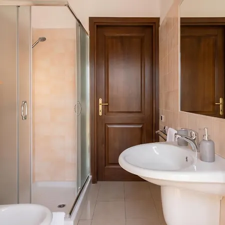 Light & Space 3br